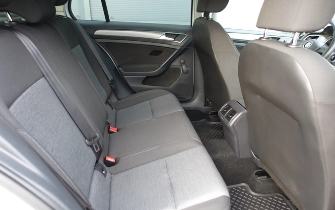 Volkswagen Golf cena 33900 przebieg: 271000, rok produkcji 2013 z Czarne małe 211
